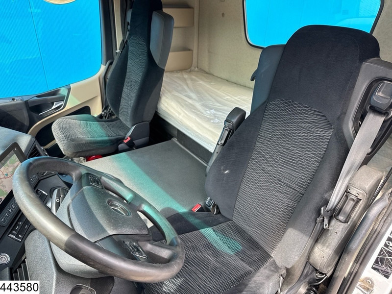 Leasing financiero de Mercedes-Benz Actros 1843 MP5, EURO 6D, Retarder, MirrorCams leasing Mercedes-Benz Actros 1843 MP5, EURO 6D, Retarder, MirrorCams: foto 9 Leasing financiero de Mercedes-Benz Actros 1843 MP5, EURO 6D, Retarder, MirrorCams leasing Mercedes-Benz Actros 1843 MP5, EURO 6D, Retarder, MirrorCams: foto 9