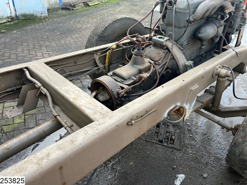 DAF A1600 Truck incomplete - Chasis camión: foto 5 DAF A1600 Truck incomplete - Chasis camión: foto 5