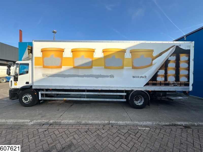 Camión caja cerrada Iveco 180E28 EURO 5, Dhollandia, Handgeschakeld: foto 12