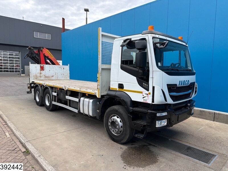 Iveco 260X36 6x4, EURO 6, Palfinger, Remote - Camión caja abierta, Camión grúa: foto 3 Iveco 260X36 6x4, EURO 6, Palfinger, Remote - Camión caja abierta, Camión grúa: foto 3