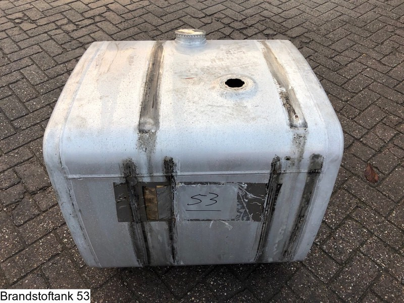 Iveco B 0.74 x D 0.65 x H 0.62 = 300 Liter - Depósito de combustible: foto 5 Iveco B 0.74 x D 0.65 x H 0.62 = 300 Liter - Depósito de combustible: foto 5