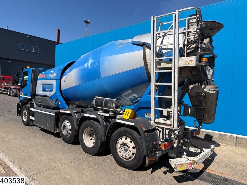 Iveco Stralis 400 CNG 8x2, EURO 6, CIFA 9m3, CNG - Camión hormigonera: foto 4 Iveco Stralis 400 CNG 8x2, EURO 6, CIFA 9m3, CNG - Camión hormigonera: foto 4