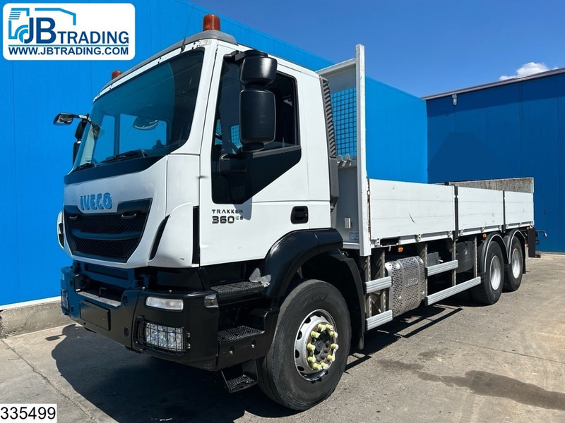 Iveco Trakker 360 6X4, EURO 6, Steel suspension - Camión caja abierta: foto 1 Iveco Trakker 360 6X4, EURO 6, Steel suspension - Camión caja abierta: foto 1