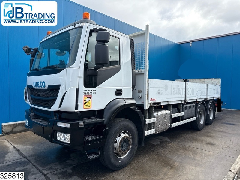 Iveco Trakker 360 6X4, EURO 6, Steel suspension - Camión caja abierta: foto 1 Iveco Trakker 360 6X4, EURO 6, Steel suspension - Camión caja abierta: foto 1