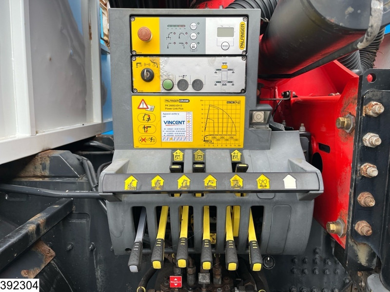 Iveco Trakker 360 8x4, EURO 6, Retarder, Palfinger - Camión caja abierta, Camión grúa: foto 4 Iveco Trakker 360 8x4, EURO 6, Retarder, Palfinger - Camión caja abierta, Camión grúa: foto 4