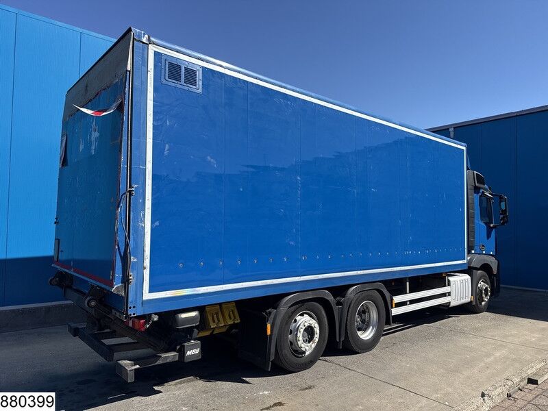 Mercedes-Benz Actros 2542 6x2, EURO 6, Palfinger, Lift axle, Steering axle - Camión caja cerrada: foto 4 Mercedes-Benz Actros 2542 6x2, EURO 6, Palfinger, Lift axle, Steering axle - Camión caja cerrada: foto 4