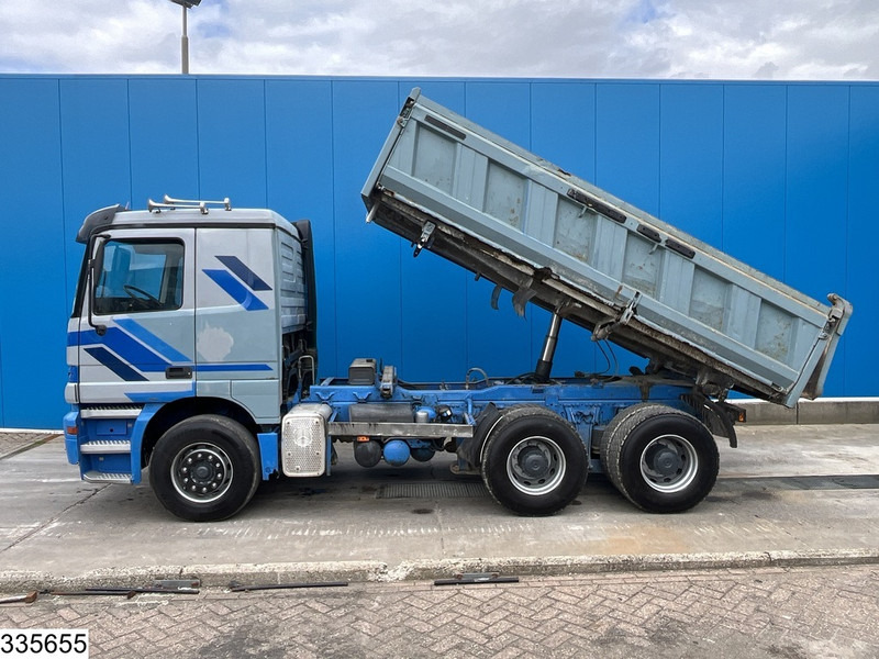 Mercedes-Benz Actros 2643 6x4, EURO 2, Manual, Retarder - Volquete camión: foto 3 Mercedes-Benz Actros 2643 6x4, EURO 2, Manual, Retarder - Volquete camión: foto 3