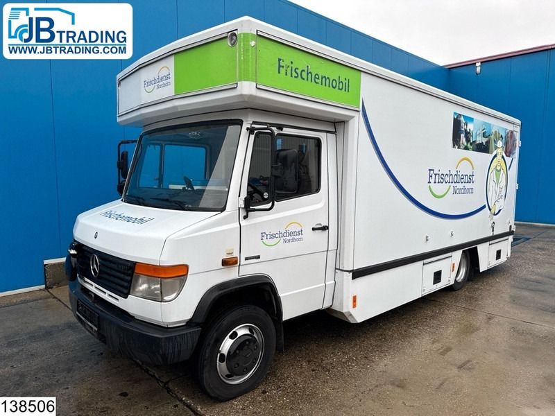Mercedes-Benz Vario 816 D EURO 5, Promotional truck, Manual trans - Camión tienda: foto 1 Mercedes-Benz Vario 816 D EURO 5, Promotional truck, Manual trans - Camión tienda: foto 1