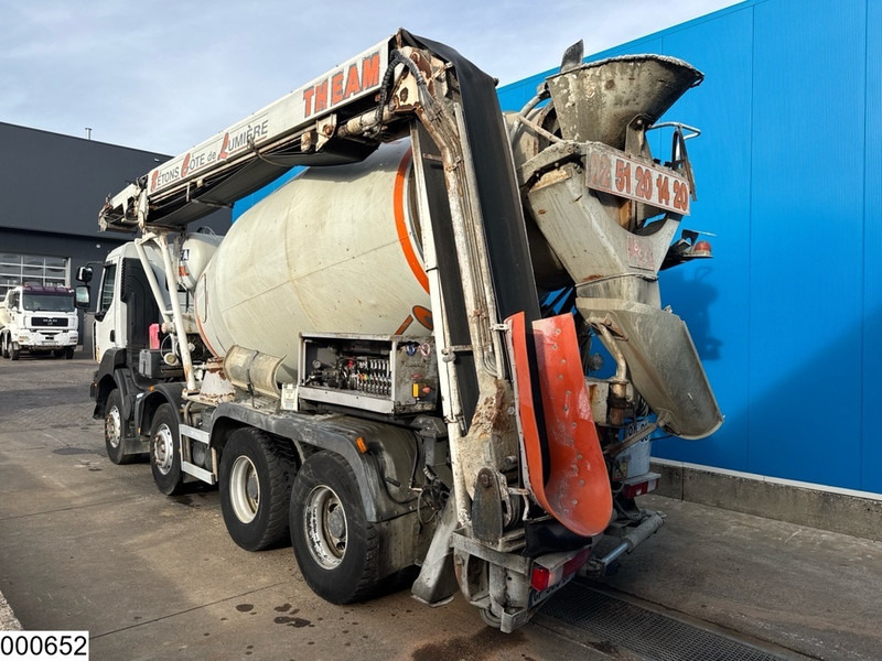 Renault Kerax 410 Dxi 8x4, Cifa, 9m3, Remote - Camión hormigonera: foto 2 Renault Kerax 410 Dxi 8x4, Cifa, 9m3, Remote - Camión hormigonera: foto 2