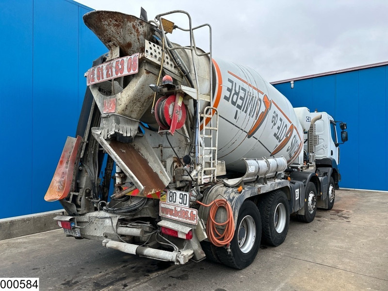 Renault Kerax 410 Dxi 8x4, EURO4, Cifa, 9m3, Remote - Camión hormigonera: foto 4 Renault Kerax 410 Dxi 8x4, EURO4, Cifa, 9m3, Remote - Camión hormigonera: foto 4