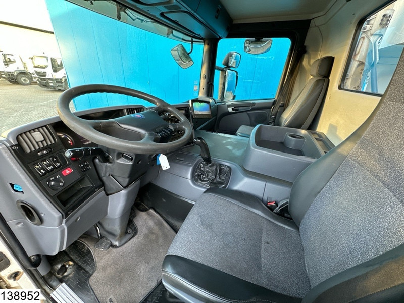 Scania P 380 8x4, Manual, Steel suspension - Volquete camión: foto 5 Scania P 380 8x4, Manual, Steel suspension - Volquete camión: foto 5
