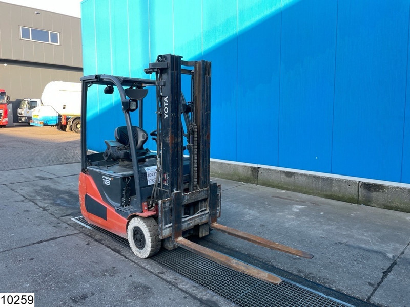 Toyota 8FBEKT18 1800KG, 4.7M, 6492h, charger - Carretilla elevadora eléctrica: foto 3 Toyota 8FBEKT18 1800KG, 4.7M, 6492h, charger - Carretilla elevadora eléctrica: foto 3