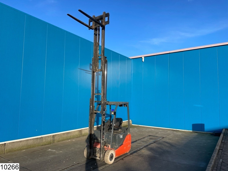 Toyota 8FBEKT18 1800KG, H 4.7M, 7764h, charger - Carretilla elevadora eléctrica: foto 5 Toyota 8FBEKT18 1800KG, H 4.7M, 7764h, charger - Carretilla elevadora eléctrica: foto 5