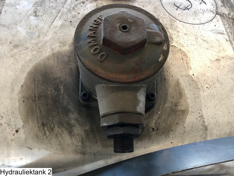 Universeel Hydraulic tank, 210 Liter - Depósito hidráulico: foto 5 Universeel Hydraulic tank, 210 Liter - Depósito hidráulico: foto 5