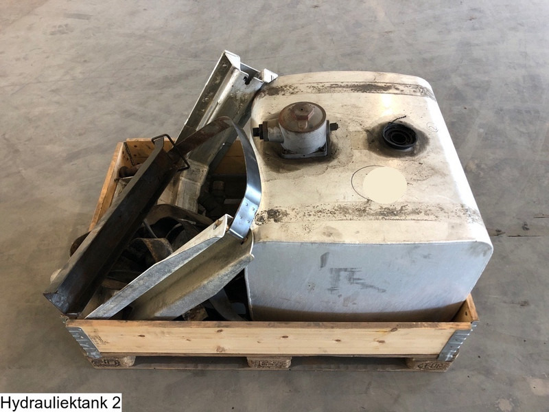 Universeel Hydraulic tank, 210 Liter - Depósito hidráulico: foto 3 Universeel Hydraulic tank, 210 Liter - Depósito hidráulico: foto 3