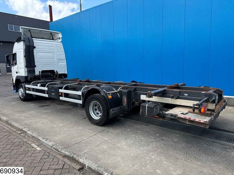Volvo FM 330 EURO 6, BDF - Portacontenedore/ Intercambiable camión: foto 4 Volvo FM 330 EURO 6, BDF - Portacontenedore/ Intercambiable camión: foto 4