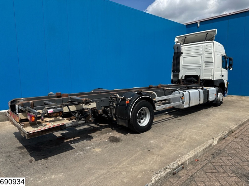Volvo FM 330 EURO 6, BDF - Portacontenedore/ Intercambiable camión: foto 2 Volvo FM 330 EURO 6, BDF - Portacontenedore/ Intercambiable camión: foto 2