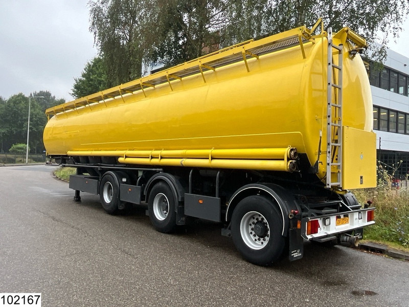 WELGRO Bulk 60 m3, 10 compartments, 3x steering - Cisterna semirremolque: foto 2 WELGRO Bulk 60 m3, 10 compartments, 3x steering - Cisterna semirremolque: foto 2