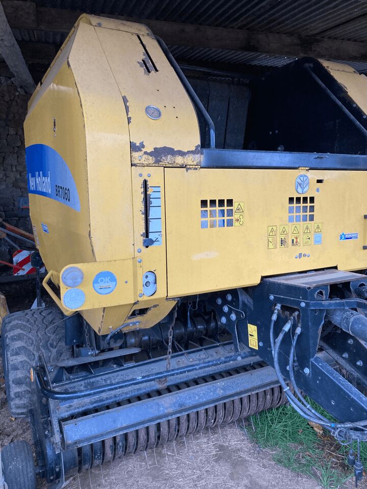 NEW HOLLAND BR 7060 FF BC AR - Rotoempacadora: foto 1 NEW HOLLAND BR 7060 FF BC AR - Rotoempacadora: foto 1