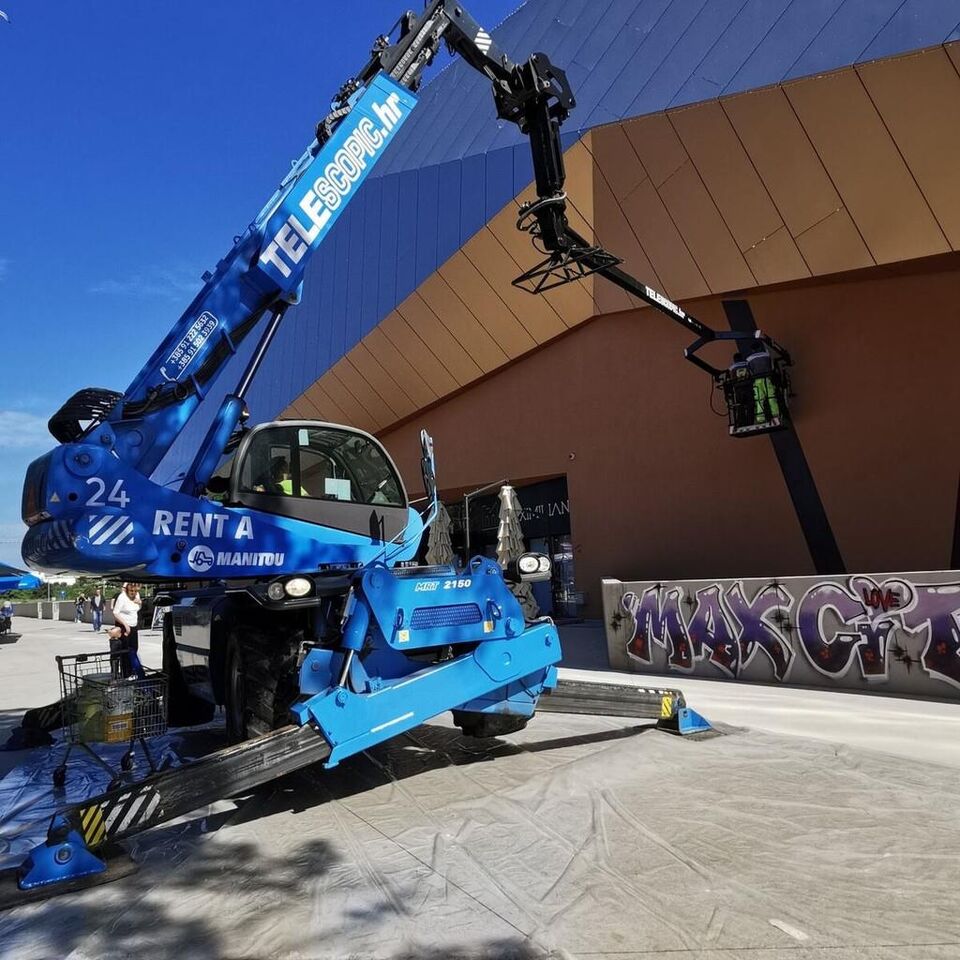 Manitou MRT 3D - Manipulador telescópico: foto 1 Manitou MRT 3D - Manipulador telescópico: foto 1