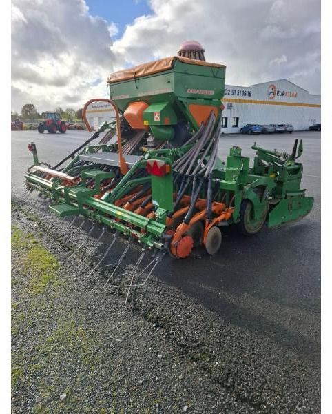 AMAZONE KG4000SPECIAL - Grada rotativa: foto 5 AMAZONE KG4000SPECIAL - Grada rotativa: foto 5