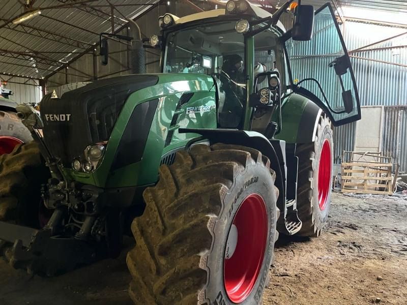 FENDT 822VARIO - Tractor: foto 1 FENDT 822VARIO - Tractor: foto 1