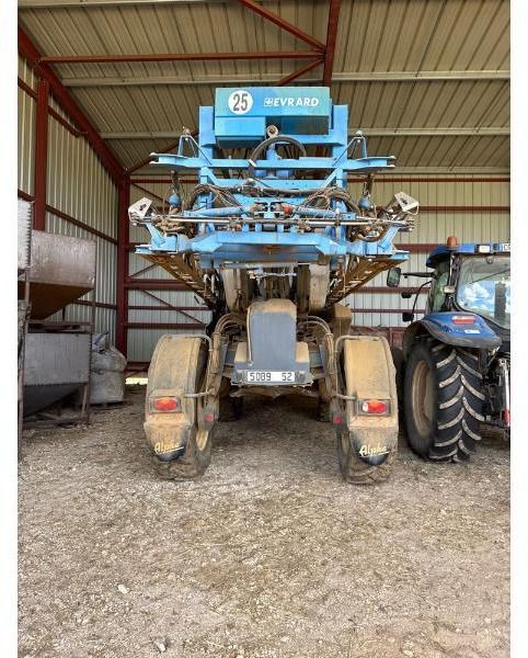 HARDI ALPHA - Pulverizador autopropulsado: foto 3 HARDI ALPHA - Pulverizador autopropulsado: foto 3