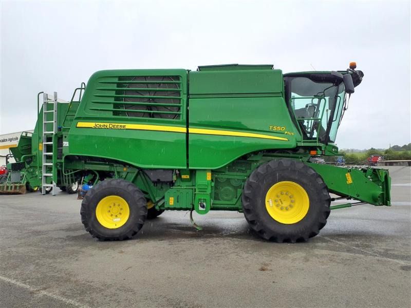 JOHN DEERE T550 - Cosechadora de granos: foto 4 JOHN DEERE T550 - Cosechadora de granos: foto 4
