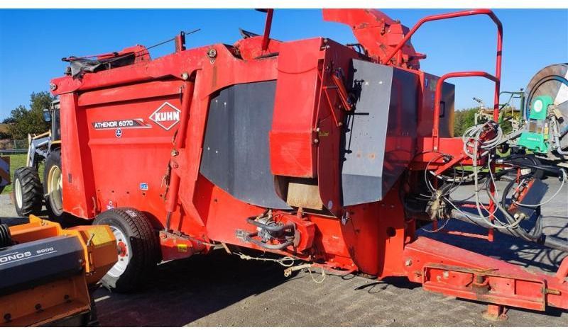 KUHN ATHENOR6070 - Carro mezclador: foto 1 KUHN ATHENOR6070 - Carro mezclador: foto 1