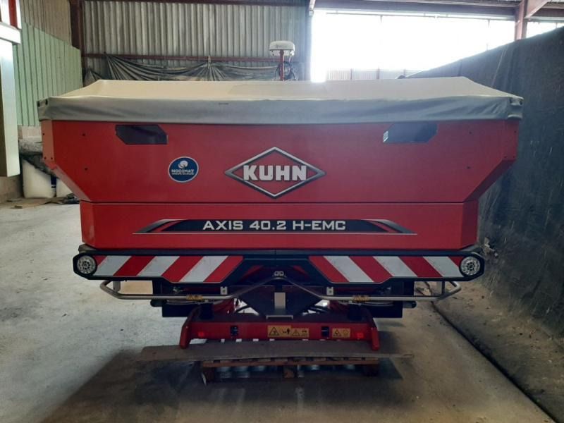 KUHN AXIS40-2H-EMC - Esparcidor de fertilizantes: foto 1 KUHN AXIS40-2H-EMC - Esparcidor de fertilizantes: foto 1