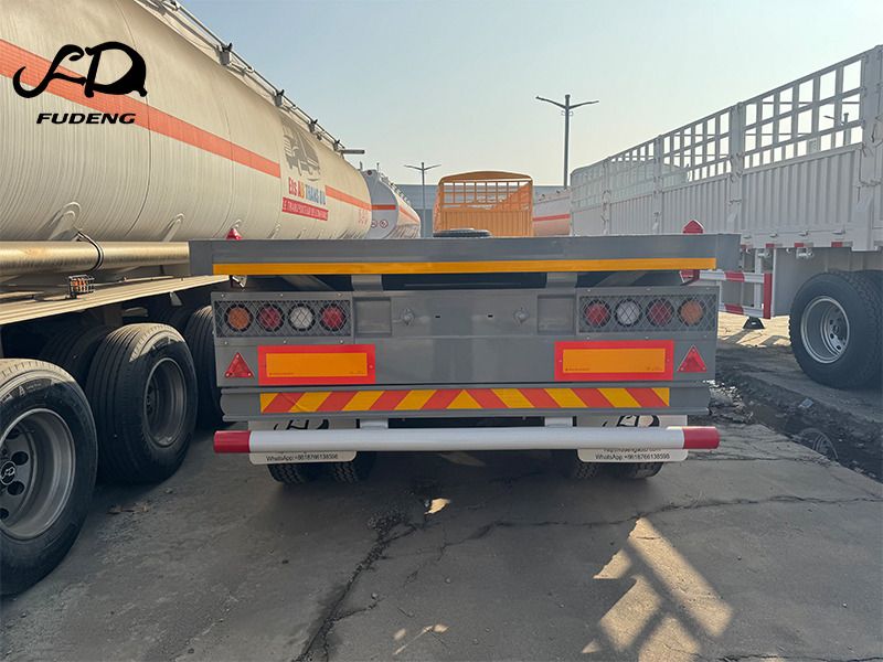 FUDENG 3 Axle 12.5m Flatbed Container Trailer - Semirremolque plataforma/ Caja abierta: foto 5 FUDENG 3 Axle 12.5m Flatbed Container Trailer - Semirremolque plataforma/ Caja abierta: foto 5