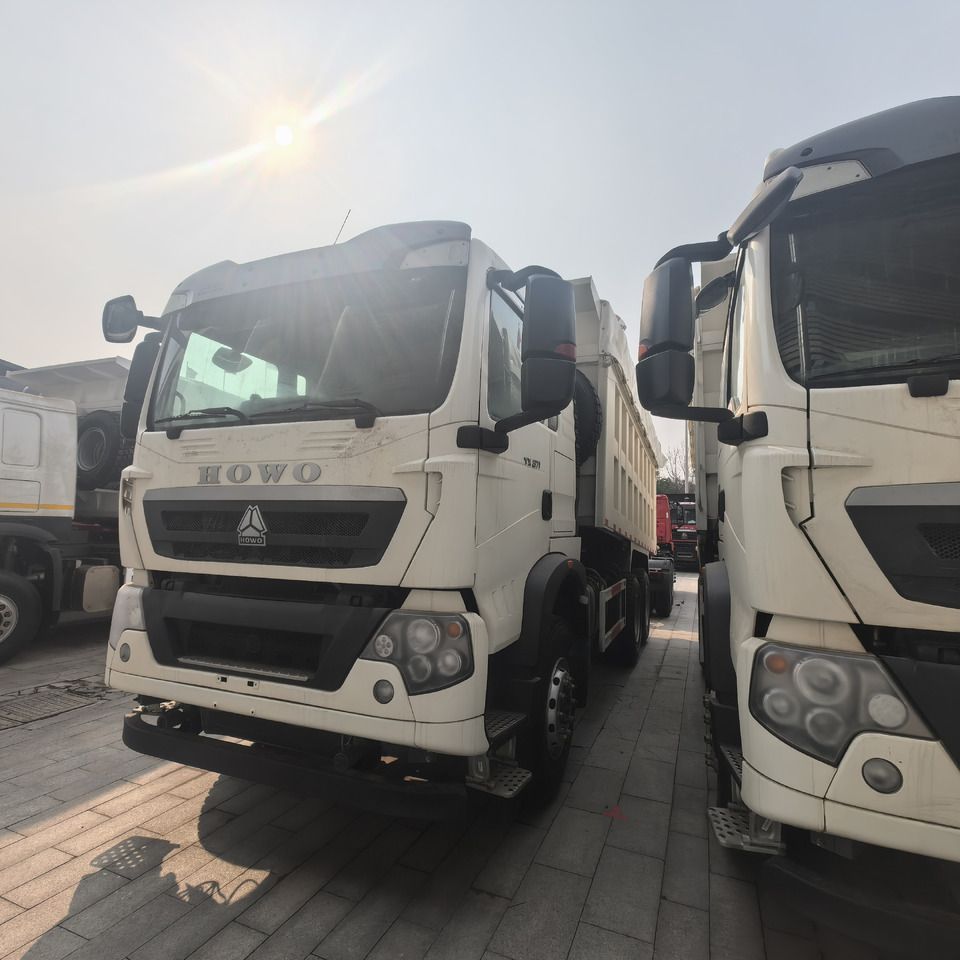 SINOTRUK HOWO TX 371HP Tipper Trailer - Volquete camión: foto 3 SINOTRUK HOWO TX 371HP Tipper Trailer - Volquete camión: foto 3