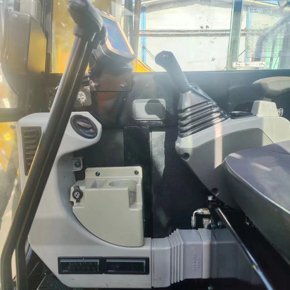 CATERPILLAR 305.5E2 - Miniexcavadora: foto 5 CATERPILLAR 305.5E2 - Miniexcavadora: foto 5