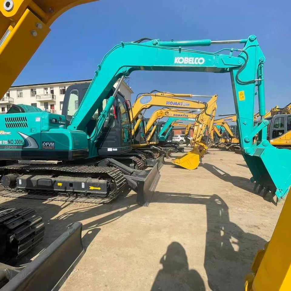 KOBELCO SK 75 - Miniexcavadora: foto 2 KOBELCO SK 75 - Miniexcavadora: foto 2