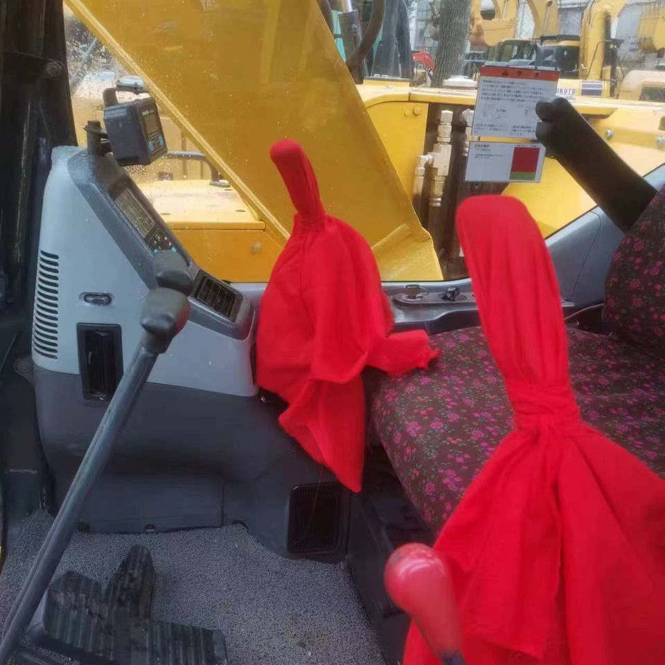 KOMATSU PC128US - Excavadora de cadenas: foto 4 KOMATSU PC128US - Excavadora de cadenas: foto 4