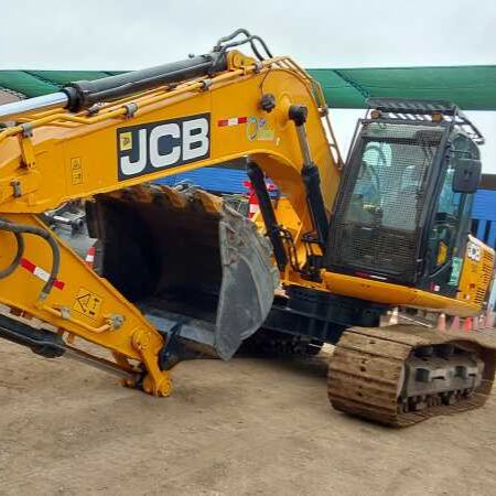EXCAVADORA JCBJS220 - Excavadora de cadenas: foto 1 EXCAVADORA JCBJS220 - Excavadora de cadenas: foto 1