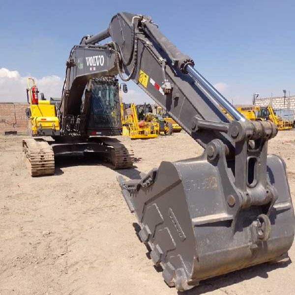 EXCAVADORA VOLVOEC220DL M - Excavadora de cadenas: foto 1 EXCAVADORA VOLVOEC220DL M - Excavadora de cadenas: foto 1