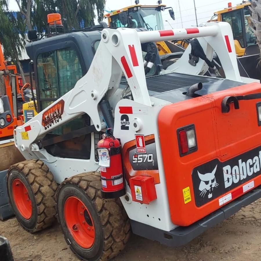 MINICARGADOR BOBCATS570 - C - Minicargadora: foto 4 MINICARGADOR BOBCATS570 - C - Minicargadora: foto 4