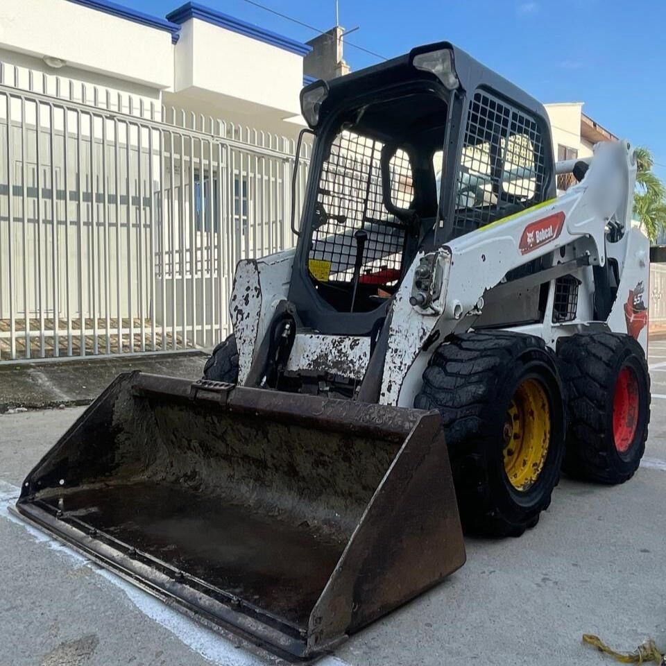 MINICARGADOR BOBCATS570 - Minicargadora: foto 1 MINICARGADOR BOBCATS570 - Minicargadora: foto 1