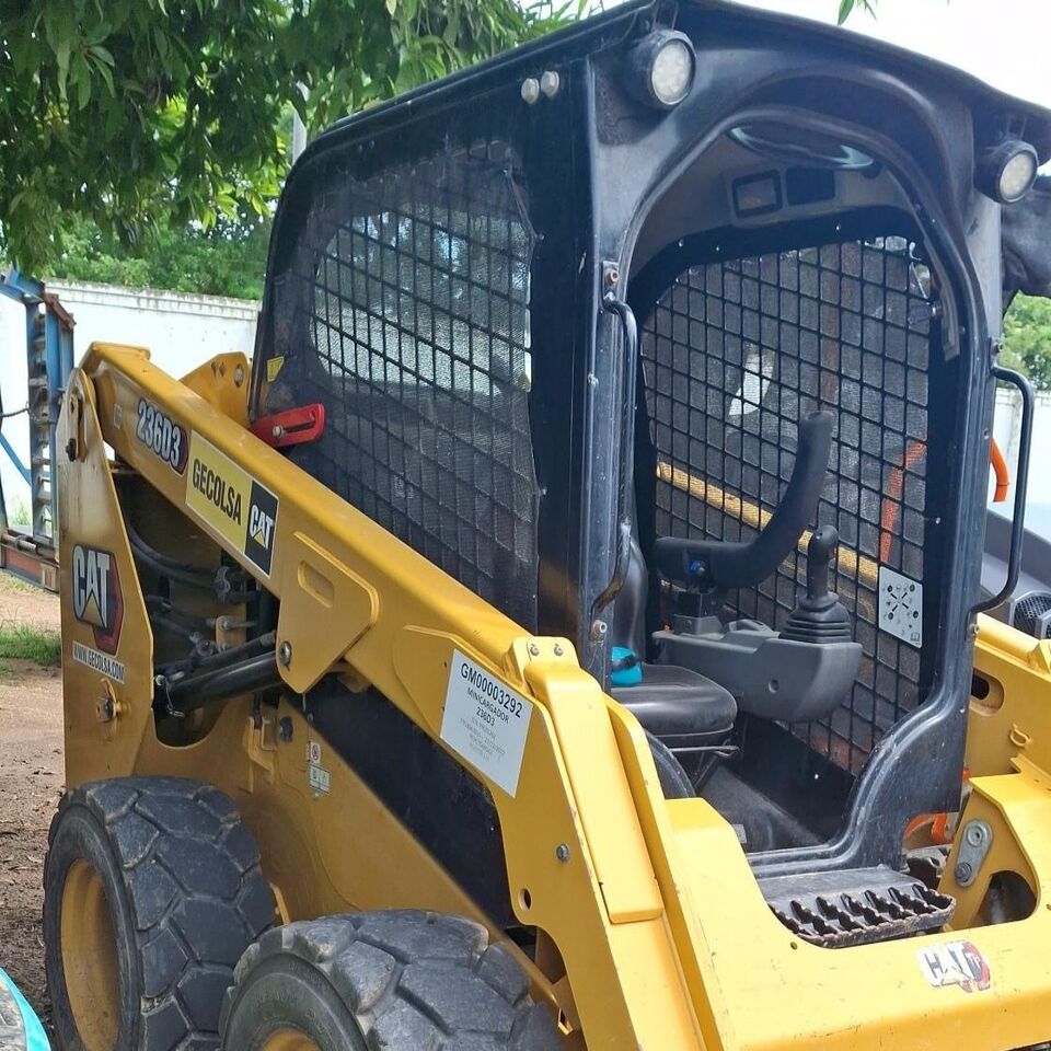 MINICARGADOR CATERPILLAR236D3 - Minicargadora: foto 1 MINICARGADOR CATERPILLAR236D3 - Minicargadora: foto 1