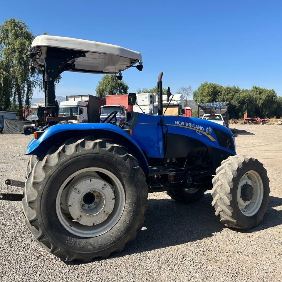 TRACTOR AGRICOLA NEW HOLLANDTT4.90 - Tractor: foto 4 TRACTOR AGRICOLA NEW HOLLANDTT4.90 - Tractor: foto 4