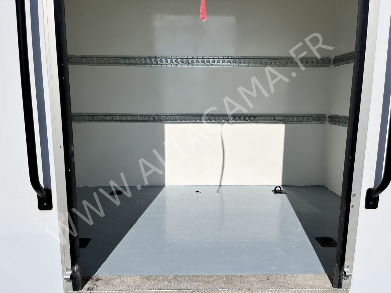 Furgoneta pequeña RENAULT MASTER 145cv BASE VIE ENROBE CANTINIERE 7 PLACES JCR: foto 17