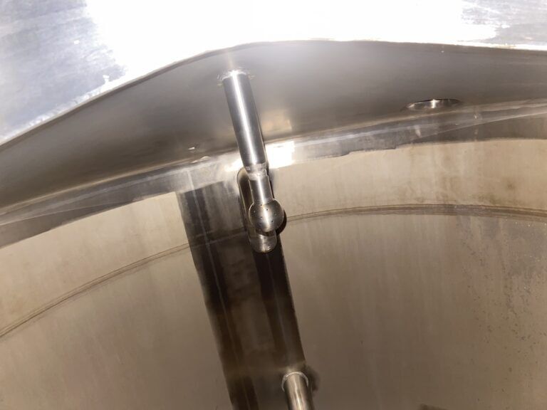 Stainless Steel Balance Tank – Volume 750 l - Tanque de almacenamiento: foto 3 Stainless Steel Balance Tank – Volume 750 l - Tanque de almacenamiento: foto 3