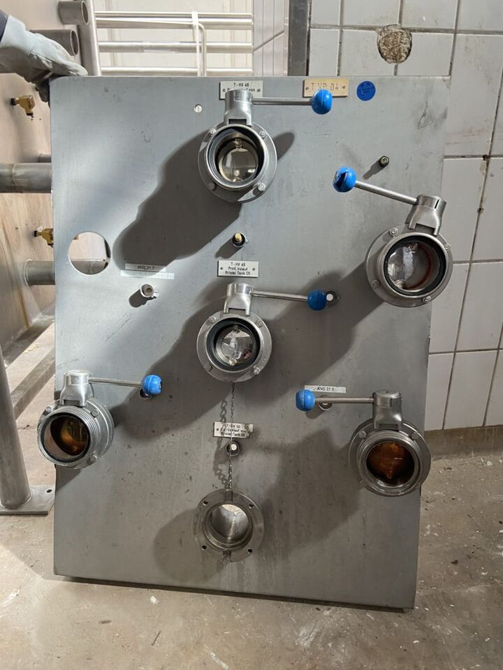 Stainless Steel / Sanitary Transfer Panel with Butterfly Valves - Maquinaria para la industria láctea: foto 2 Stainless Steel / Sanitary Transfer Panel with Butterfly Valves - Maquinaria para la industria láctea: foto 2