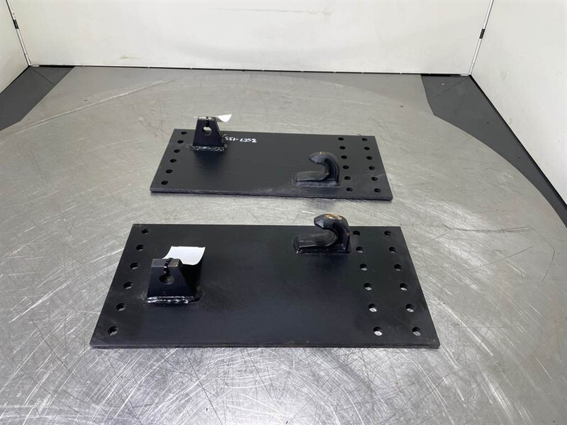 Aanlasoren Landbouw - Adapter plate/Adapterplatte - Acoplamiento rápido para Maquinaria de construcción: foto 3 Aanlasoren Landbouw - Adapter plate/Adapterplatte - Acoplamiento rápido para Maquinaria de construcción: foto 3