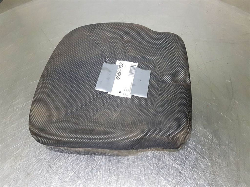 Ahlmann AZ14-4104385A-Cushion/Sitzbezug/Stoel kussen - Cabina e interior para Maquinaria de construcción: foto 2 Ahlmann AZ14-4104385A-Cushion/Sitzbezug/Stoel kussen - Cabina e interior para Maquinaria de construcción: foto 2