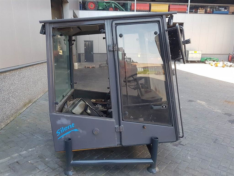 Ahlmann AZ14-4146890K/4105565K/4108629-Cabin/Kabine/Cabine - Cabina e interior para Maquinaria de construcción: foto 3 Ahlmann AZ14-4146890K/4105565K/4108629-Cabin/Kabine/Cabine - Cabina e interior para Maquinaria de construcción: foto 3