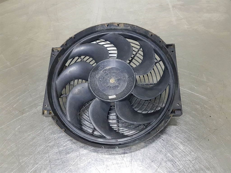 Ahlmann AZ210E-Spal 12VDC-Fan/Lüfter/Ventilator - Sistema eléctrico para Maquinaria de construcción: foto 3 Ahlmann AZ210E-Spal 12VDC-Fan/Lüfter/Ventilator - Sistema eléctrico para Maquinaria de construcción: foto 3