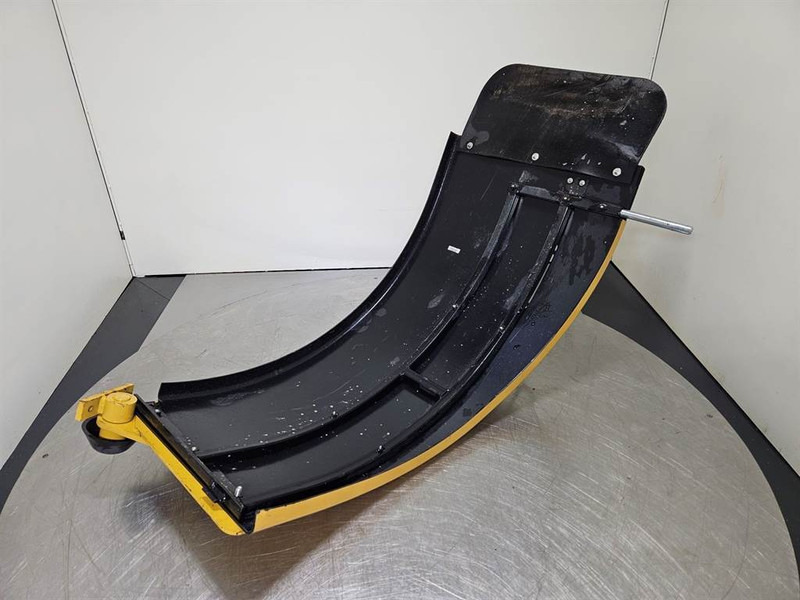 Cat 924-219-6911-Mud guard/Kotfluegel/Spatbord - Bastidor/ Chasis para Maquinaria de construcción: foto 3 Cat 924-219-6911-Mud guard/Kotfluegel/Spatbord - Bastidor/ Chasis para Maquinaria de construcción: foto 3