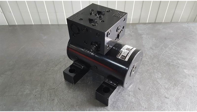 JLG - Helac L20-15-S - Rotary actuator/Drehantrieb - Hidráulica: foto 1 JLG - Helac L20-15-S - Rotary actuator/Drehantrieb - Hidráulica: foto 1